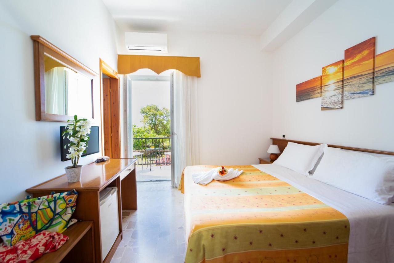 La Mandorla Hotel 3*